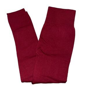 𝅺Thick Maroon Leggings